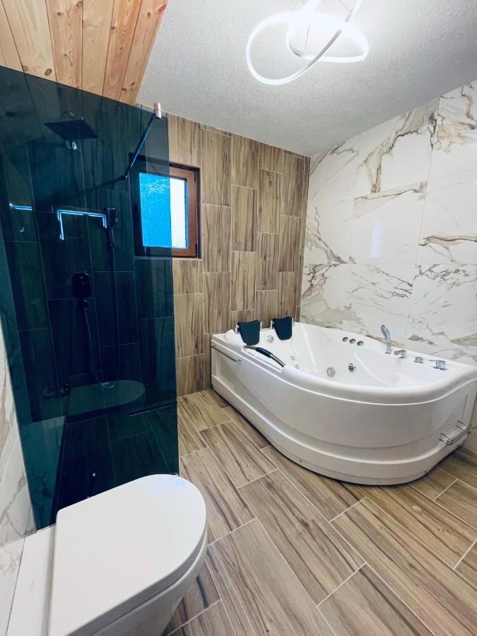 Chalet Montenegrina With Jacuzzi Kolašin Eksteriør bilde